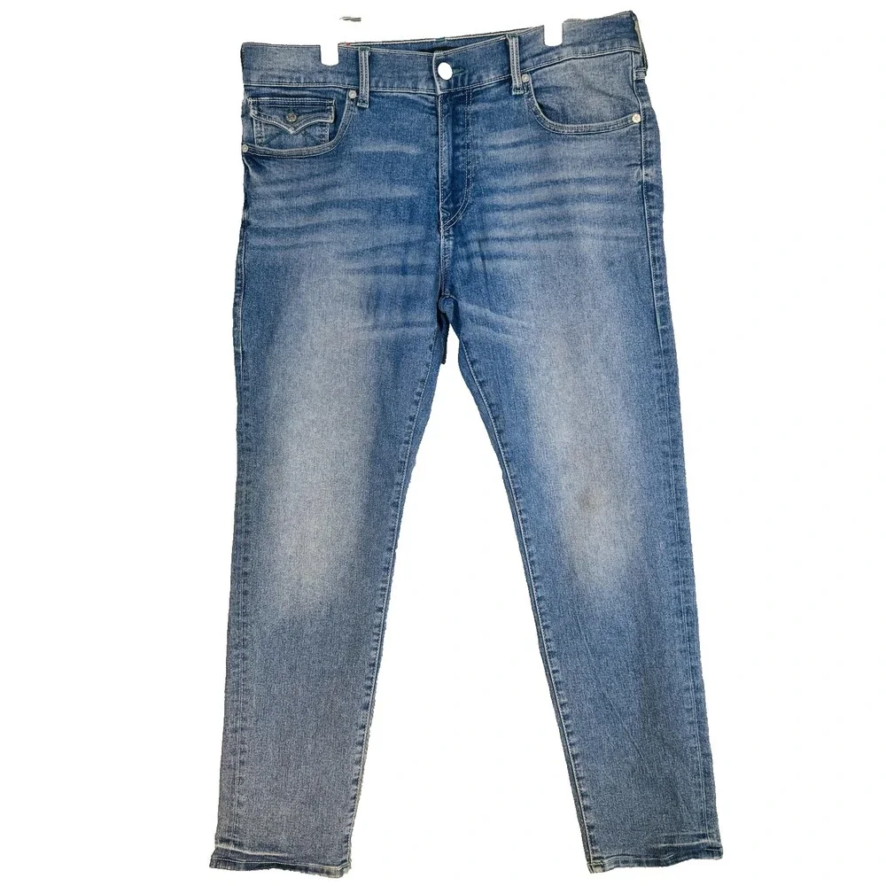 True Religion Geno Jeans Mens 36x31 Blue Light Wash Tapered Relaxed Zip Fly